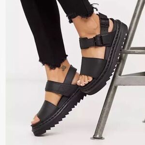 Dr. Martens Voss Sandals, Black — Hydro Leather 7